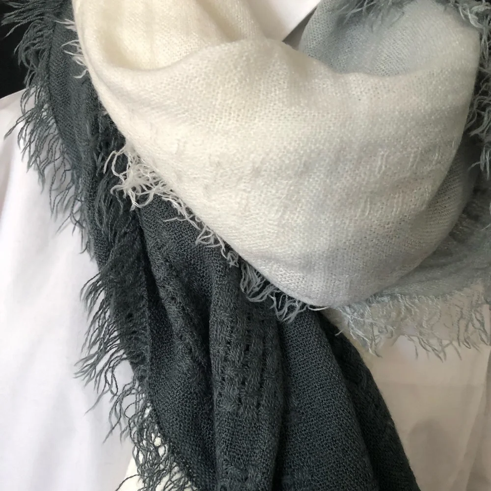 Loft Scarf/Wrap - Picture 5 of 5